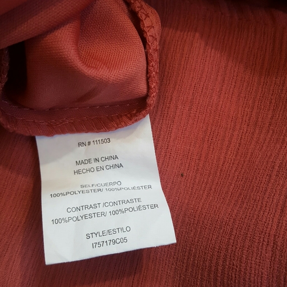 Love Reign dusty rose cold shoulder flutter sleeve trapeze dress size small - Picture 5 of 5